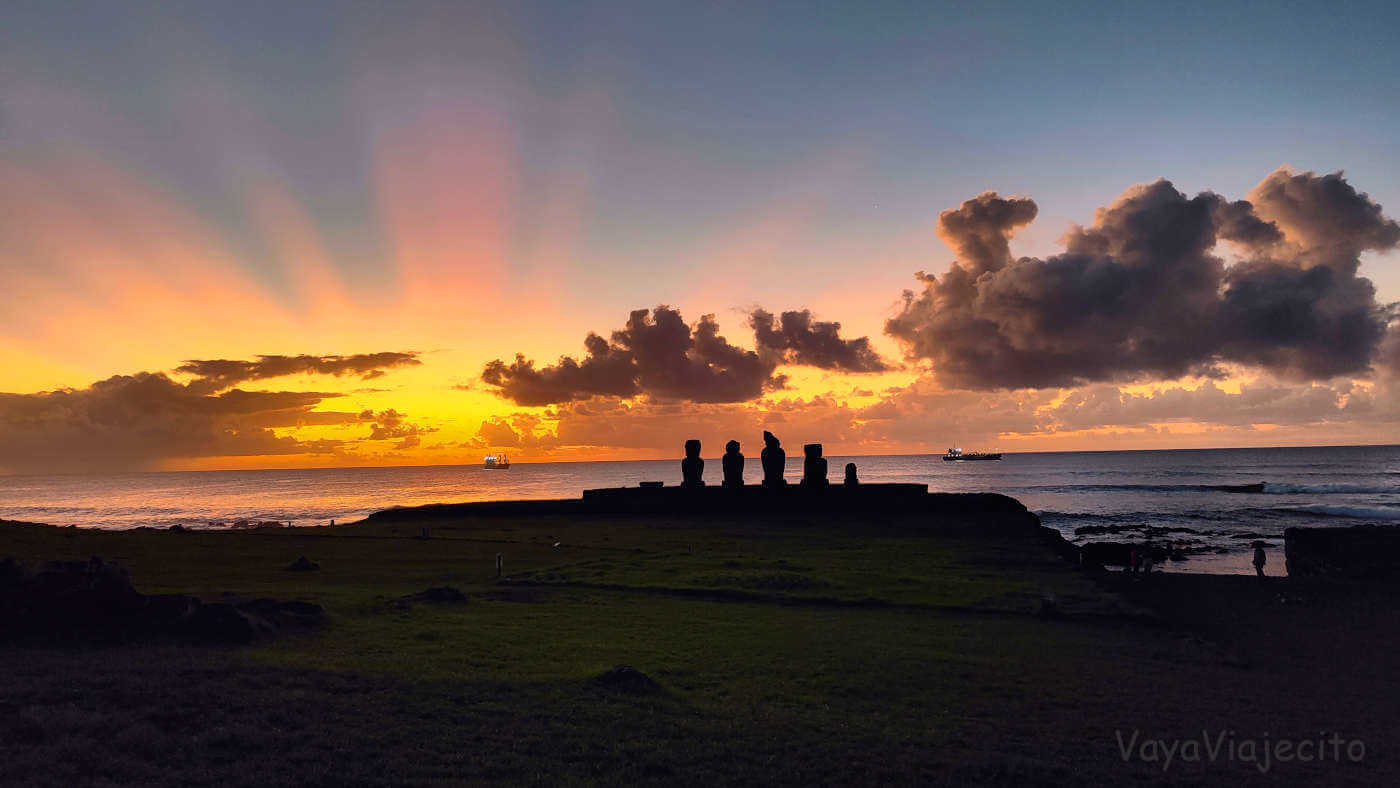 Atardecer Isla de Pascua