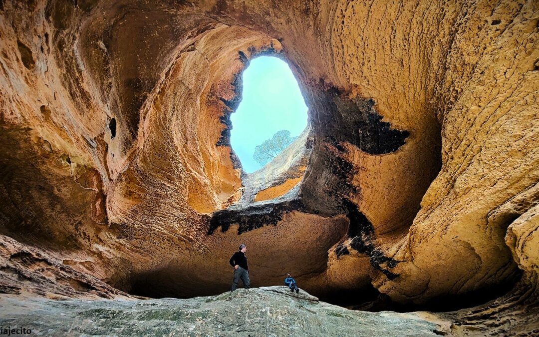 Cueva de la Horadada: Ruta de senderismo por un Paisaje Increíble