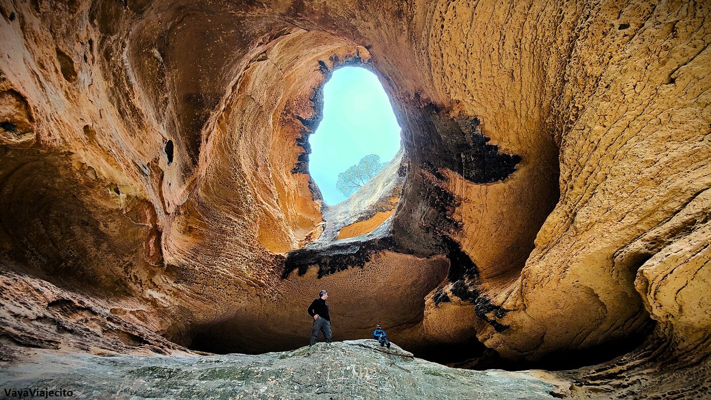 Cueva de la Horadada: Ruta de senderismo por un Paisaje Increíble