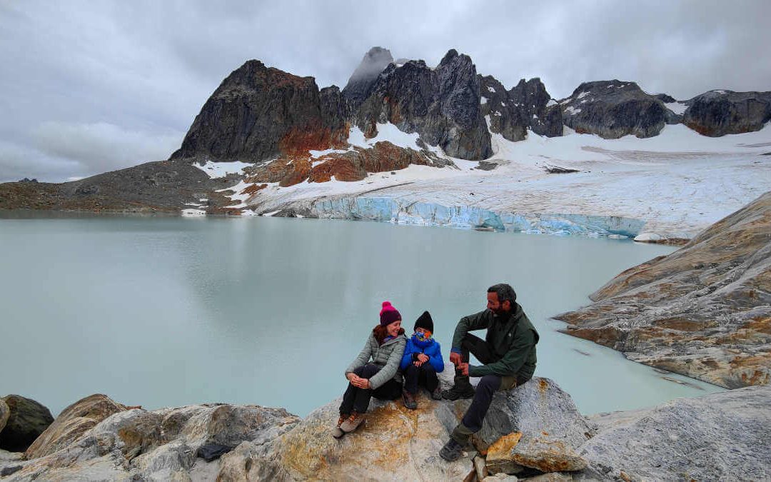 Excursión al Glaciar Ojo del Albino: Una joya escondida en Tierra del Fuego