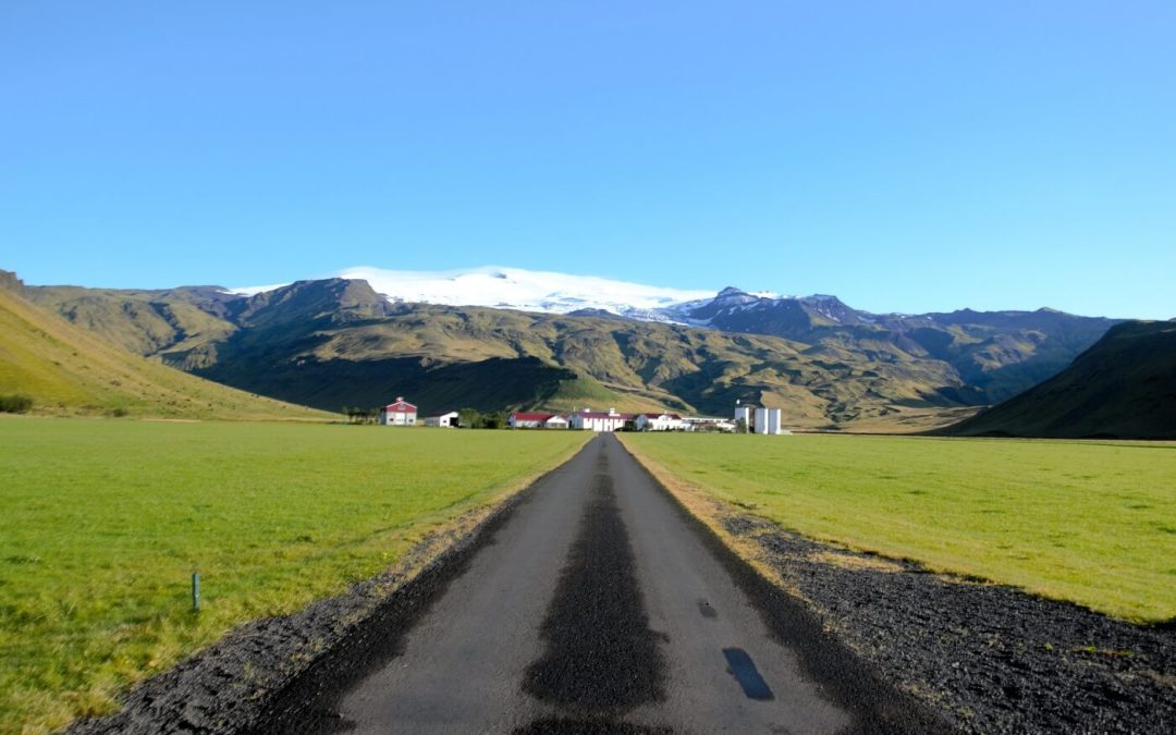 7 Días en Autocaravana, Camper o Coche por Islandia: La Guía Definitiva para tu Aventura