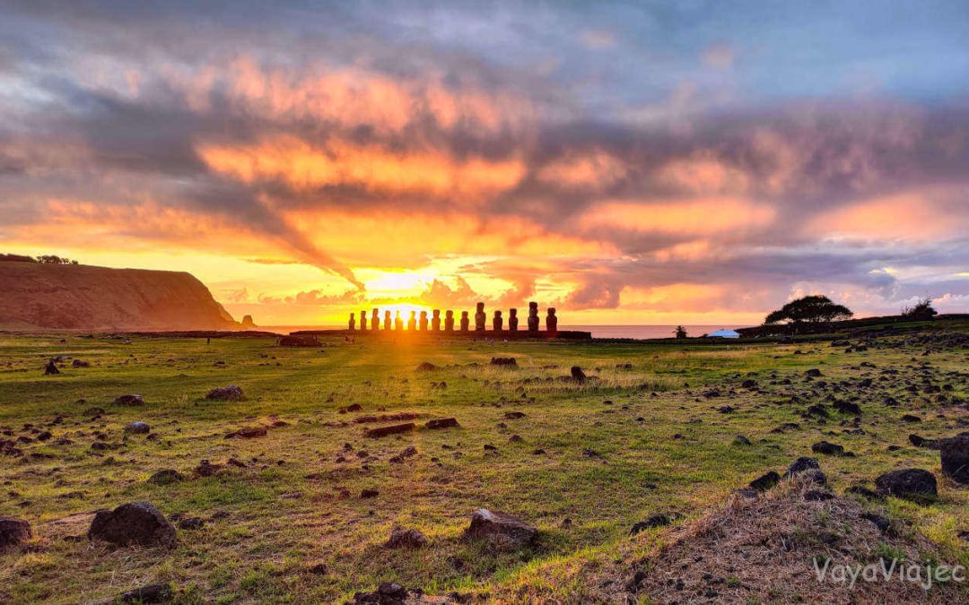 10 Lugares Imprescindibles en la Isla de Pascua / Rapa Nui