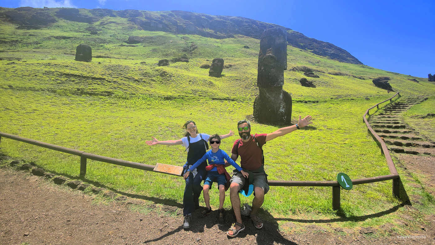 Rano Raraku 10 Lugares Imprescindibles en Rapa Nui
